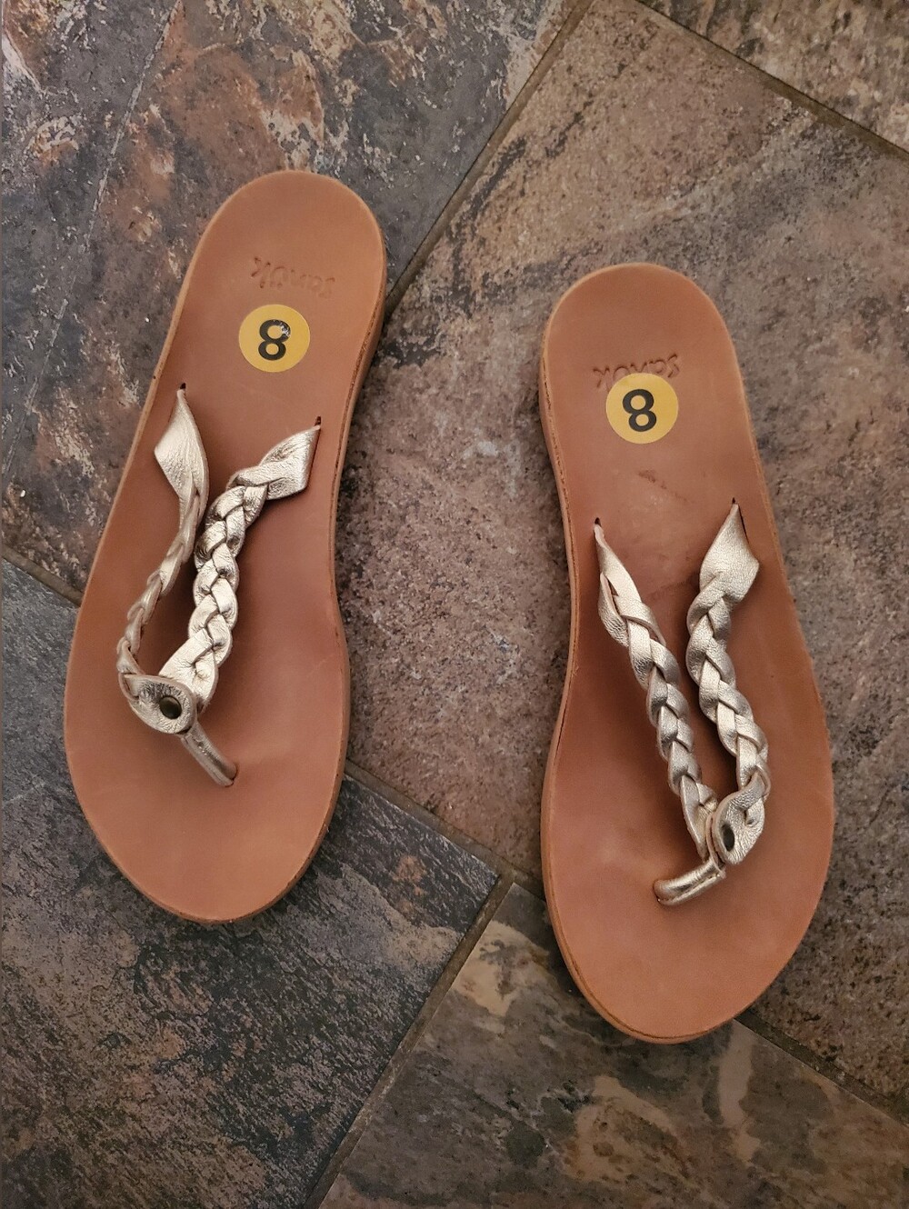 Sanuk Women's Braided Metallic Gold Sandals Size 8 Preowned